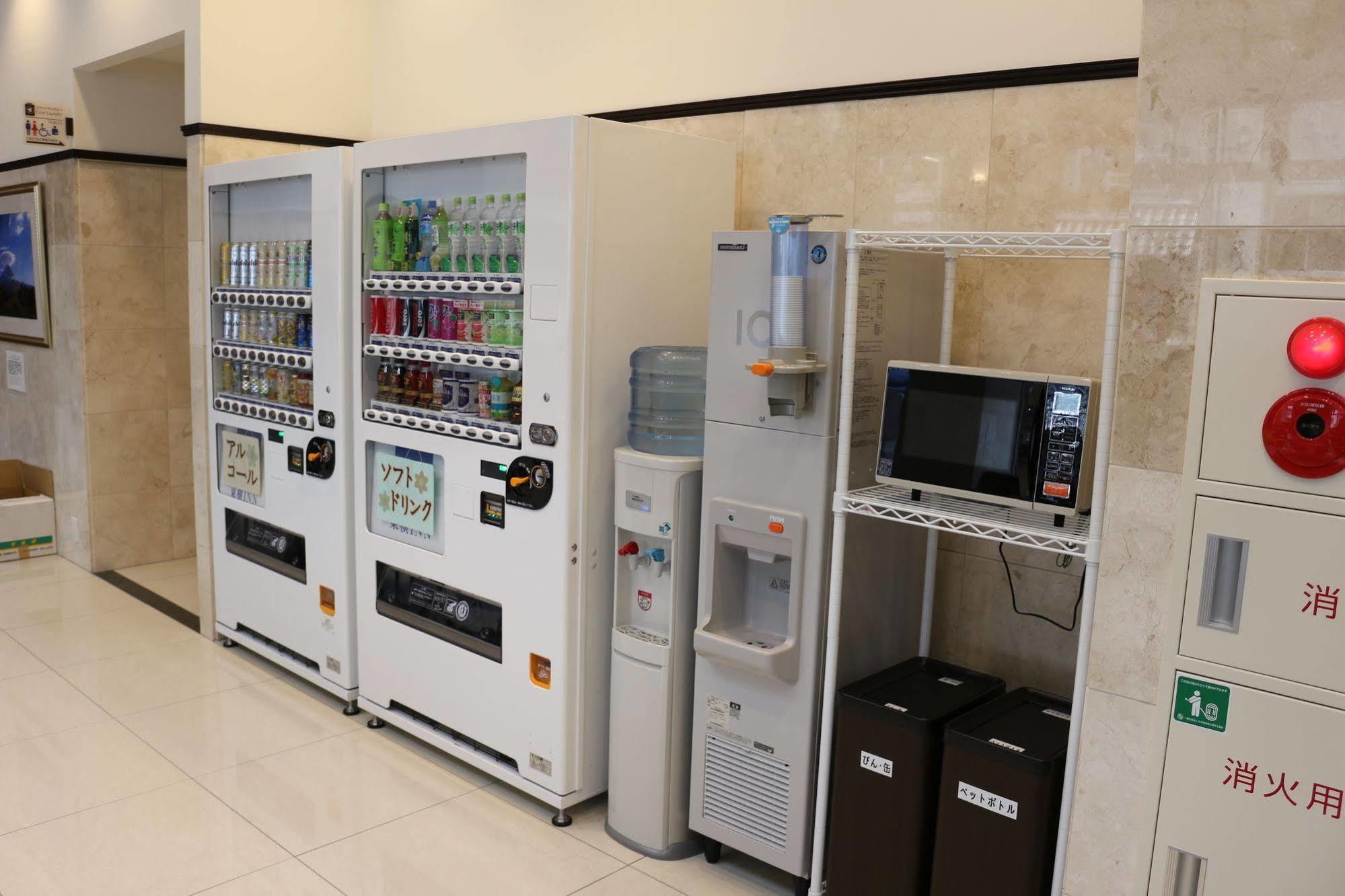 Toyoko Inn Kofu-Eki Minami-Guchi No.1 Екстериор снимка